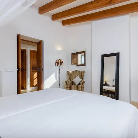 Yourhouse Son Punta