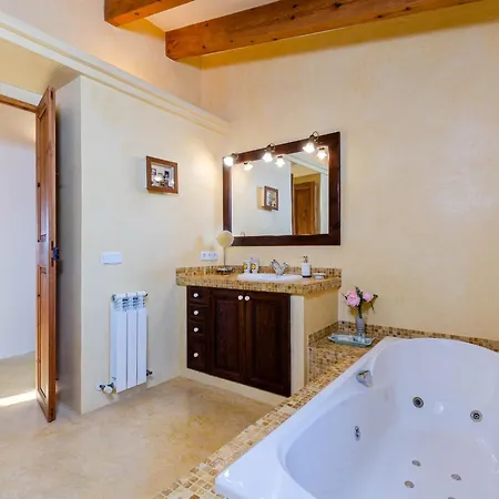 Yourhouse Son Punta *